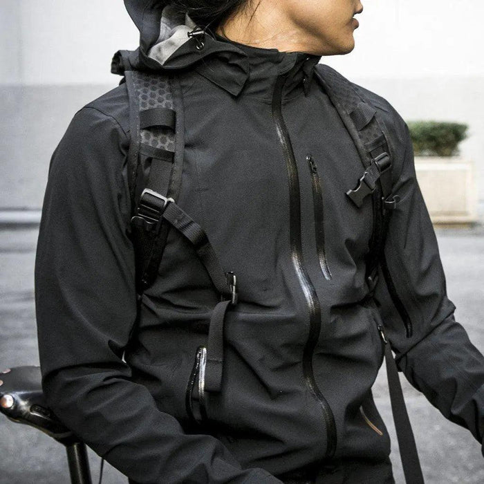 Mission Workshop Hauser Hydration Pack